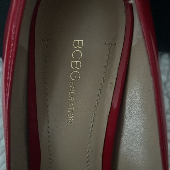 BCBGeneration Lipstick Red Heels size 8 - Picture 3 of 9